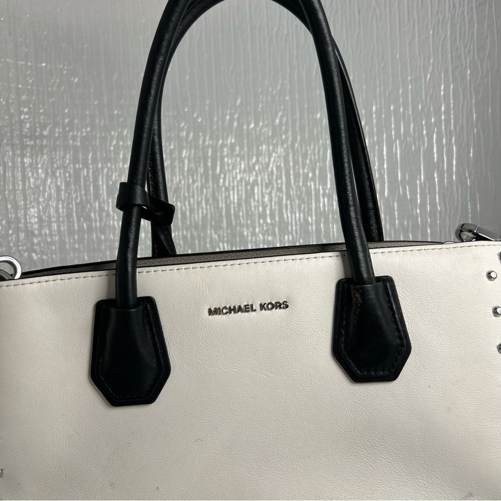 Michael Kora Mercer Studded Two Way Bi-Color Plain White Leather - Picture 2 of 7